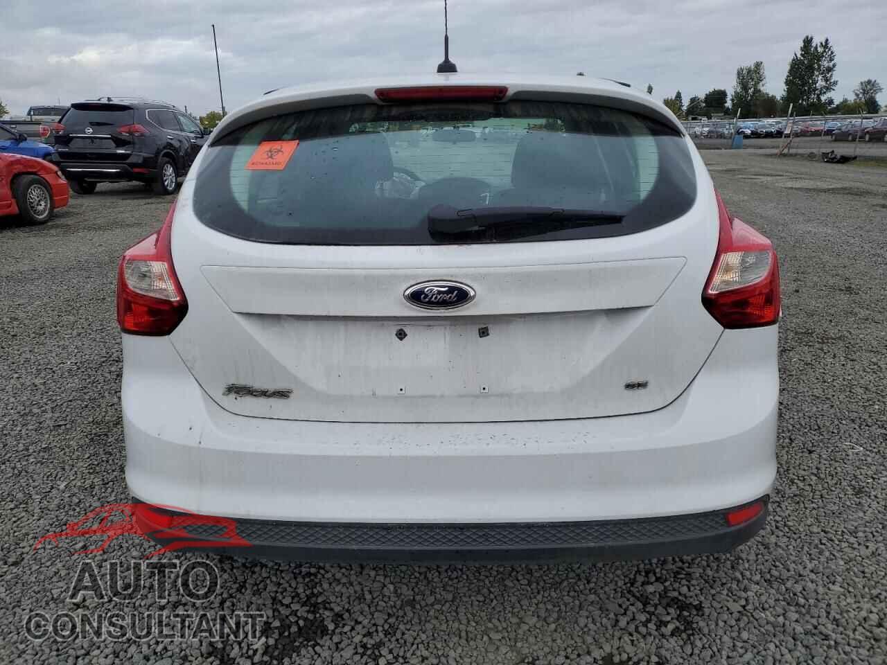FORD FOCUS 2014 - 1FADP3K28EL391973