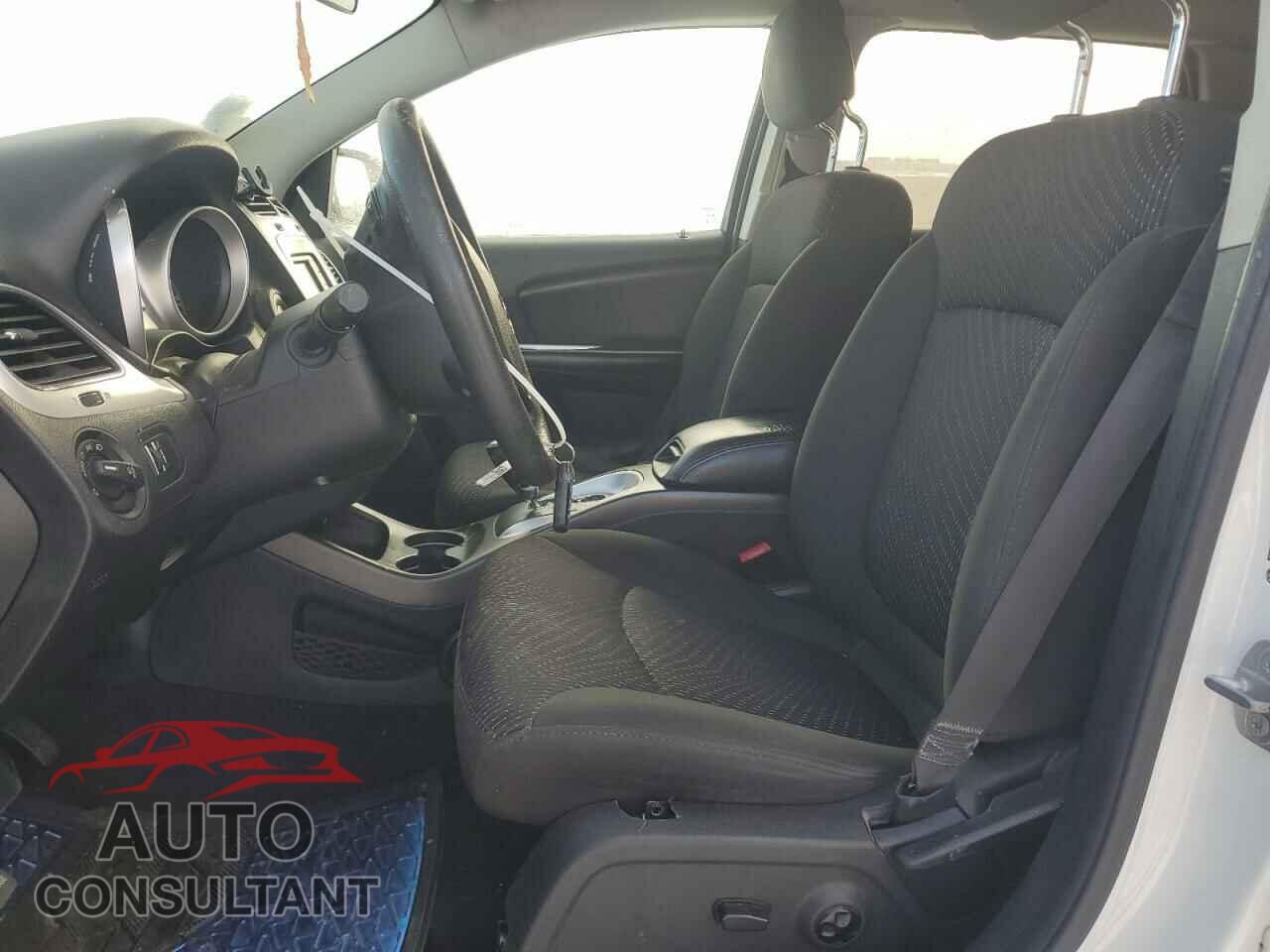 DODGE JOURNEY 2017 - 3C4PDCBG5HT532339