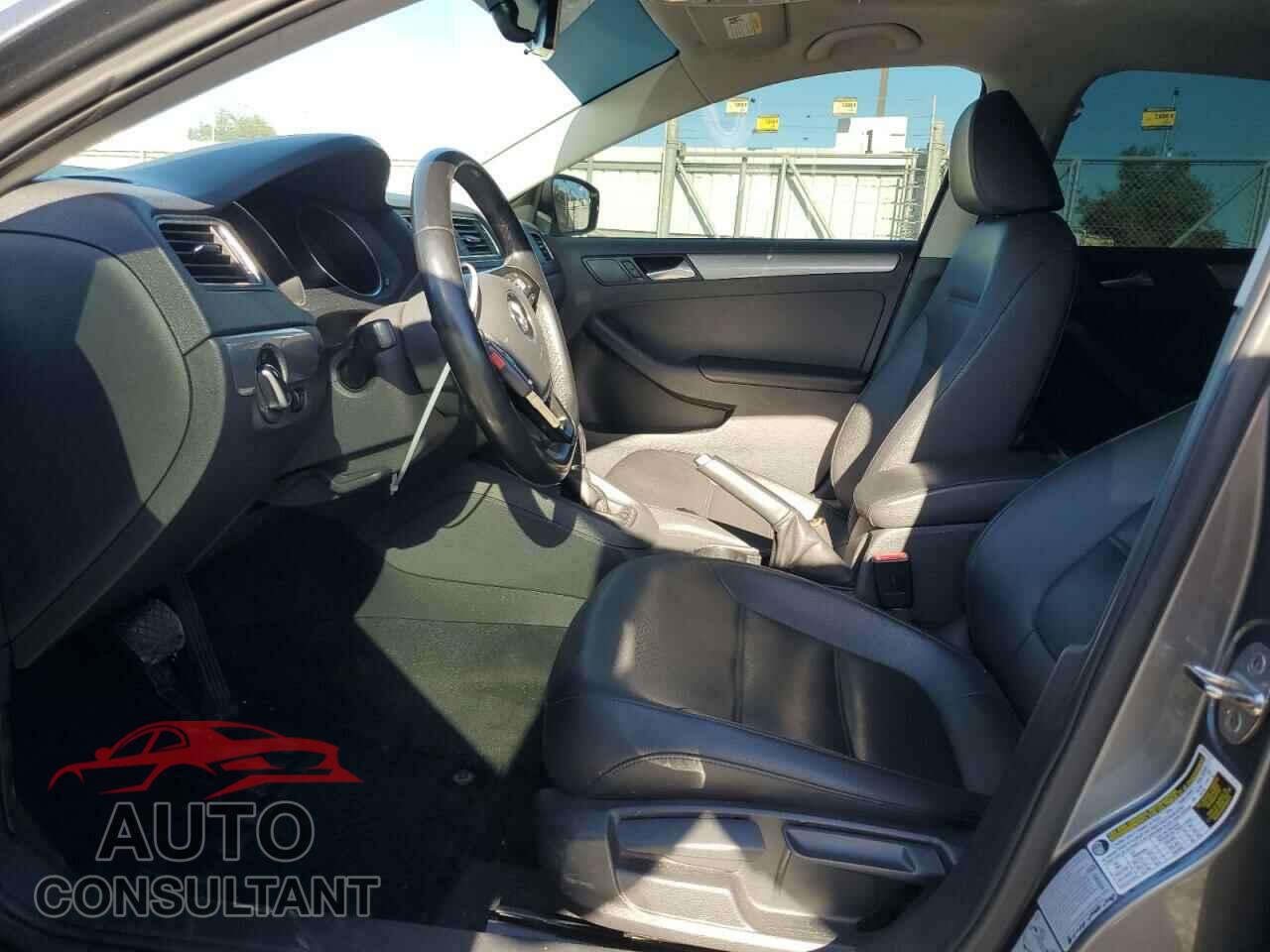 VOLKSWAGEN JETTA 2017 - 3VWDB7AJ3HM244131