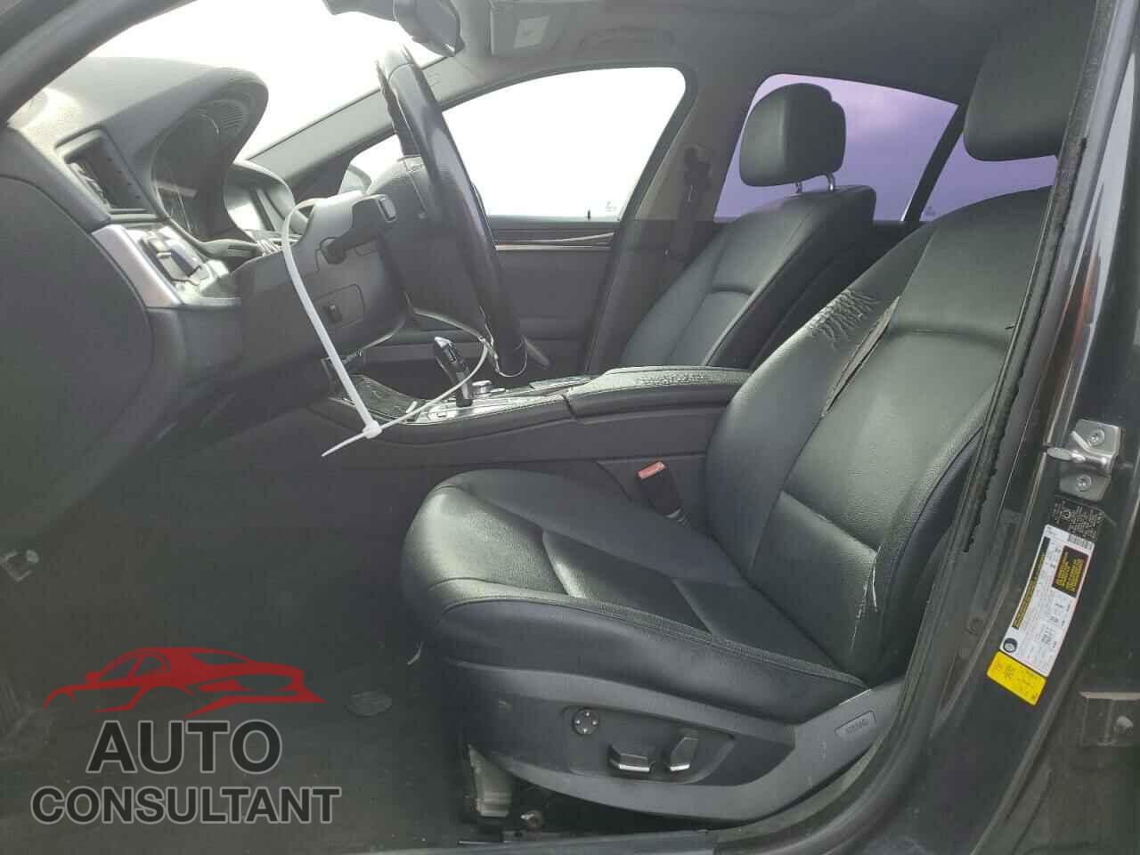 BMW 5 SERIES 2011 - WBAFR1C55BC737903