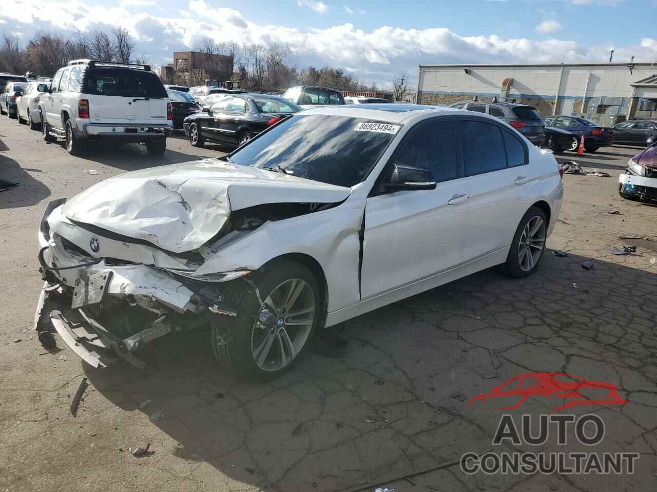 BMW 3 SERIES 2016 - WBA8E3G56GNT78793