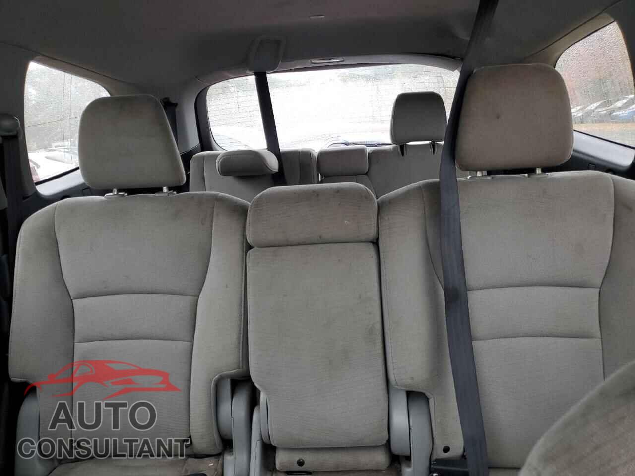 HONDA PILOT 2016 - 5FNYF6H15GB101614