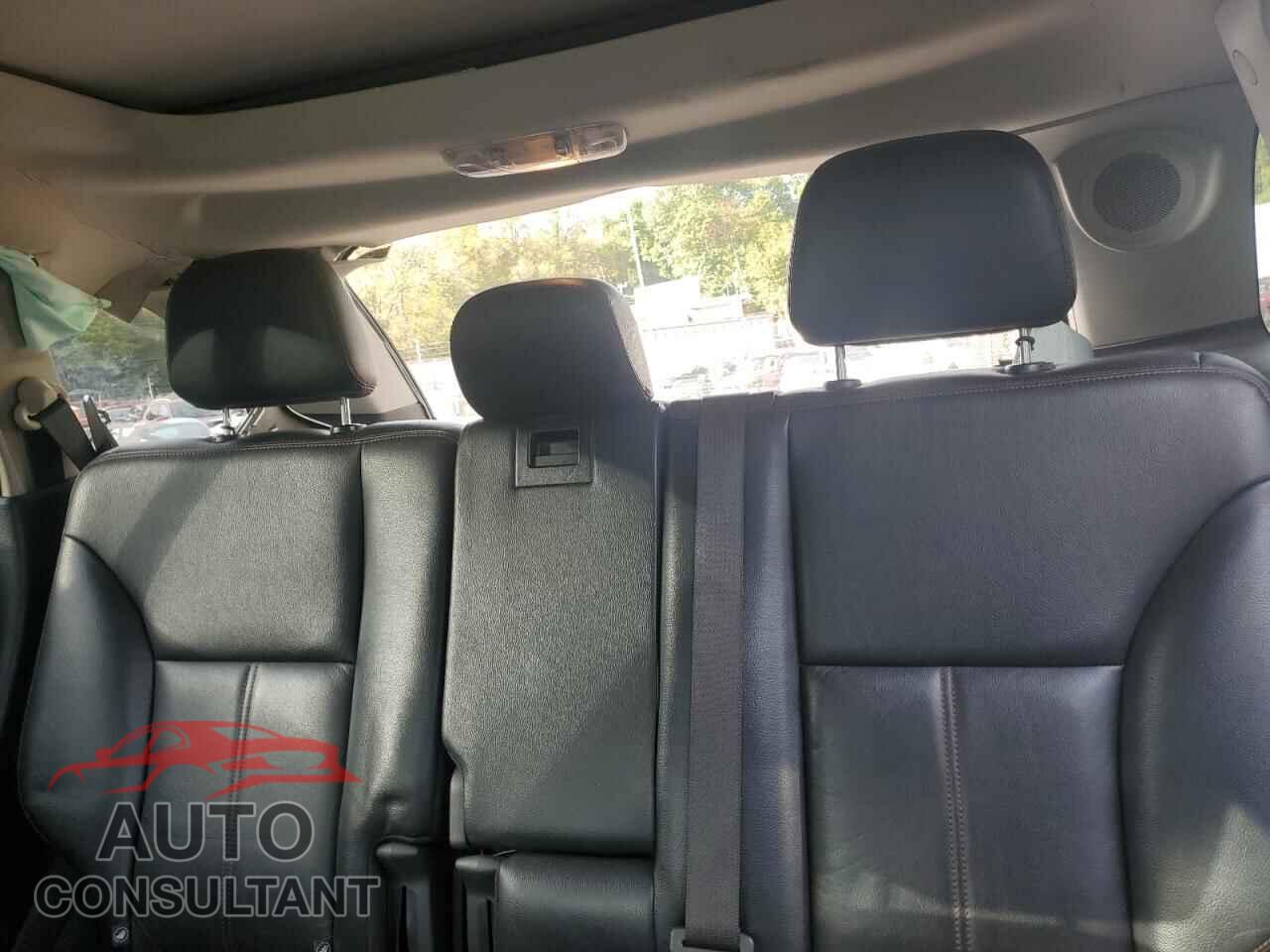 FORD EDGE 2011 - 2FMDK4KC3BBB12685