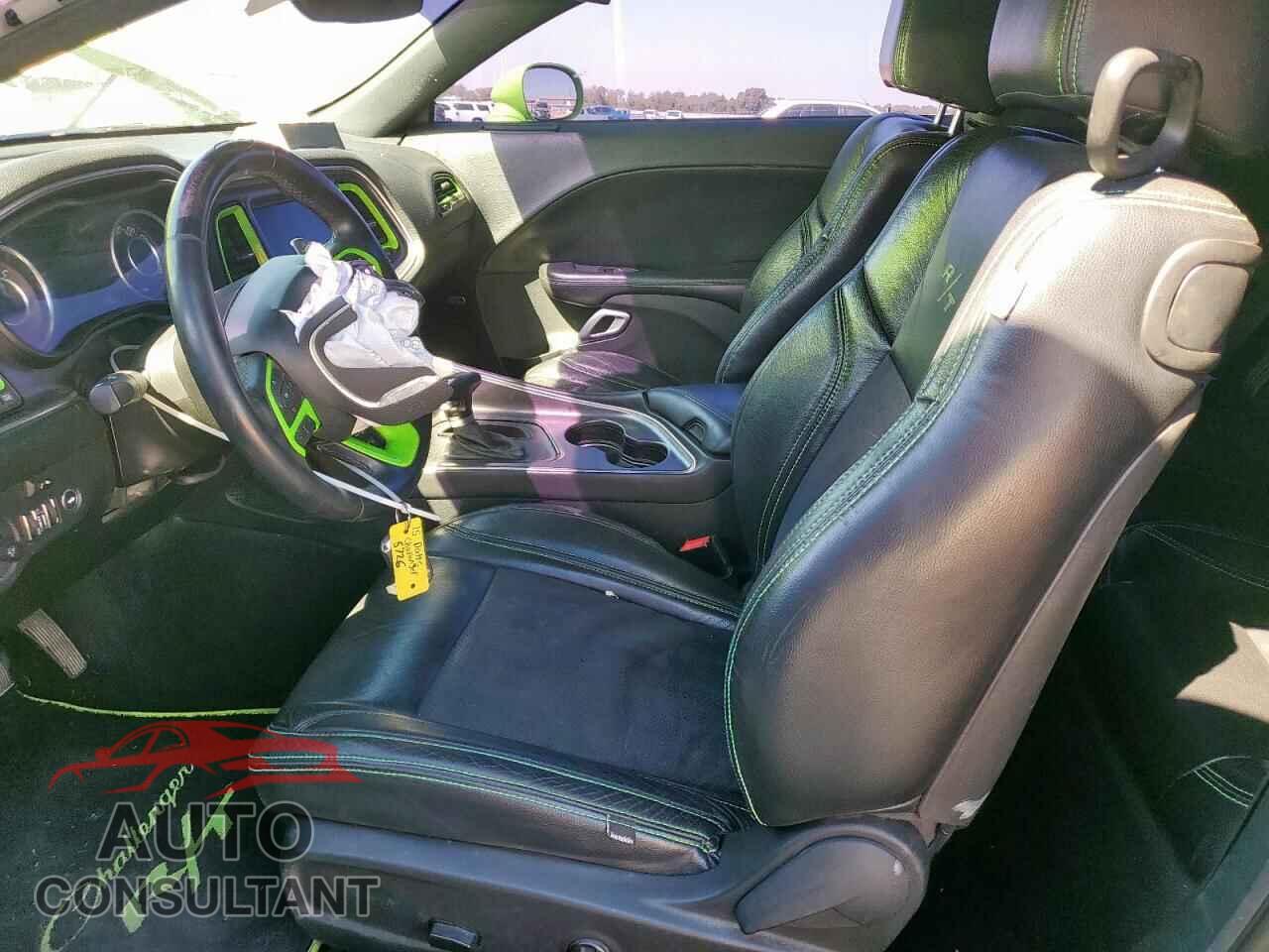 DODGE CHALLENGER 2015 - 2C3CDZAT6FH823037