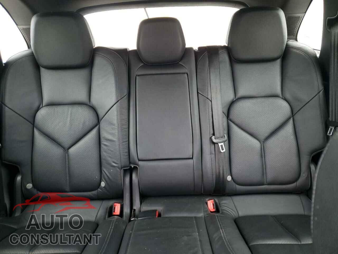 PORSCHE CAYENNE 2012 - WP1AE2A20CLA92536