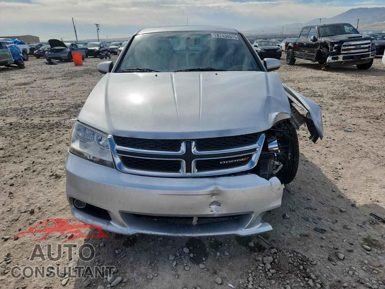 DODGE AVENGER 2011 - 1B3BD1FG0BN524537