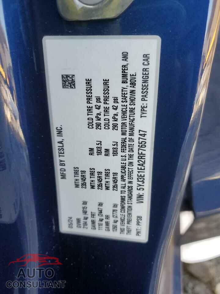 TESLA MODEL 3 2024 - 5YJ3E1EA2RF765747