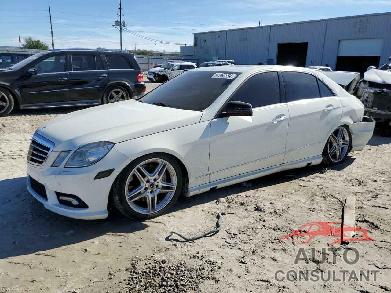 MERCEDES-BENZ E-CLASS 2011 - WDDHF7CB0BA327508