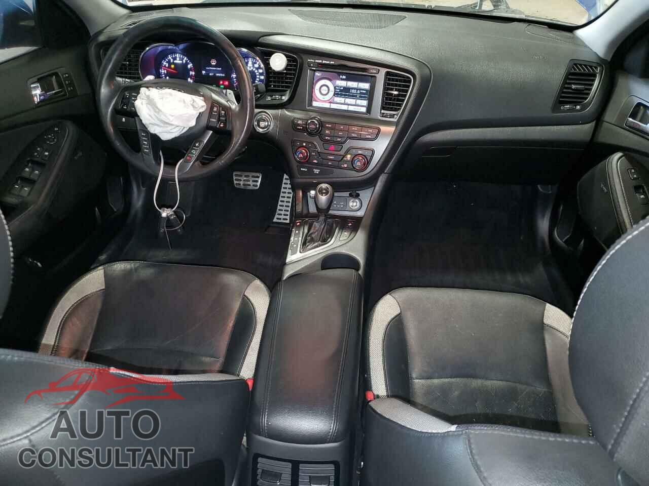 KIA OPTIMA 2012 - 5XXGR4A67CG080981