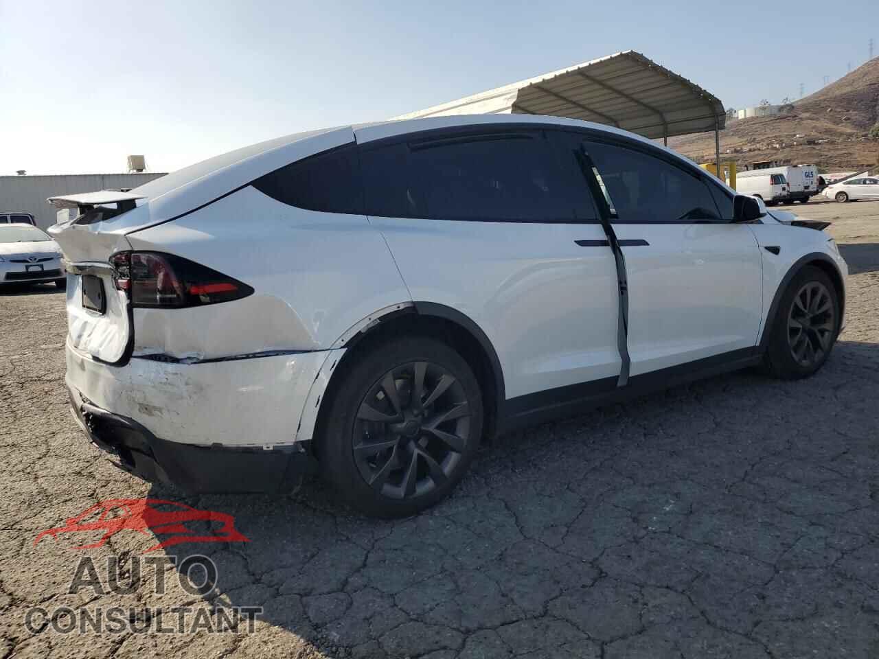 TESLA MODEL X 2023 - 7SAXCDE50PF412290