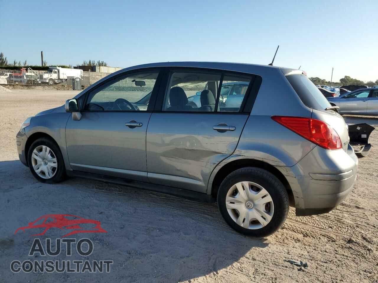 NISSAN VERSA 2010 - 3N1BC1CP1AL367155