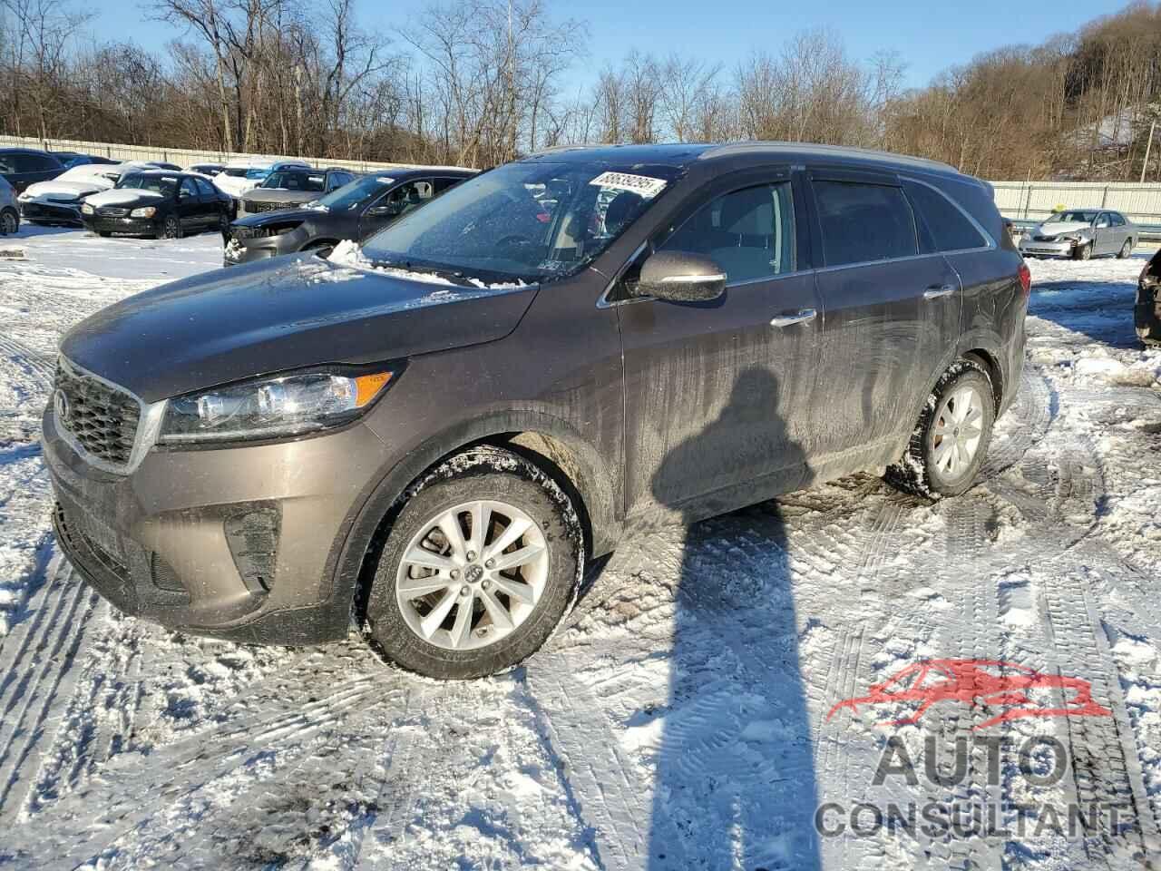 KIA SORENTO 2019 - 5XYPGDA38KG567984