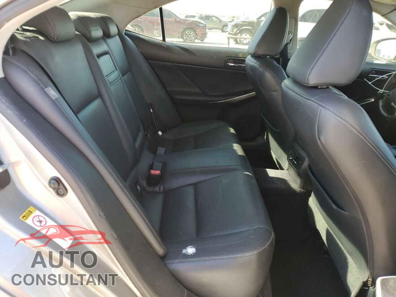 LEXUS IS 2014 - JTHBF1D25E5019676