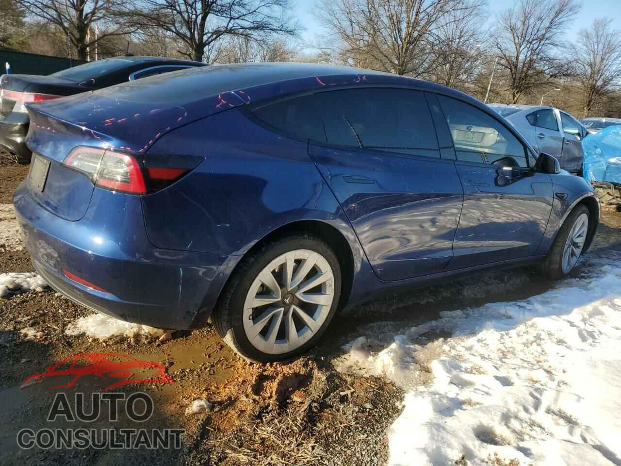 TESLA MODEL 3 2022 - 5YJ3E1EA8NF190239