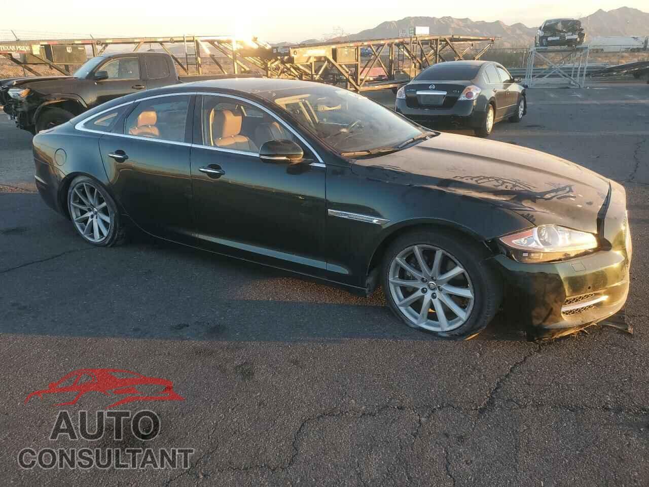 JAGUAR XJ 2013 - SAJWA1C70D8V50877