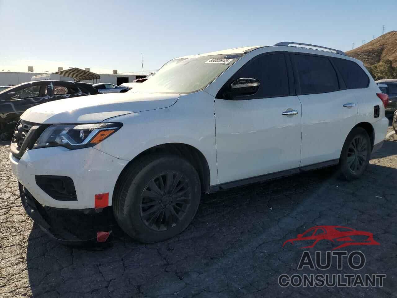 NISSAN PATHFINDER 2017 - 5N1DR2MN1HC665228