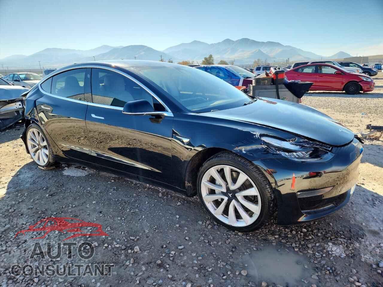 TESLA MODEL 3 2020 - 5YJ3E1EB6LF668616