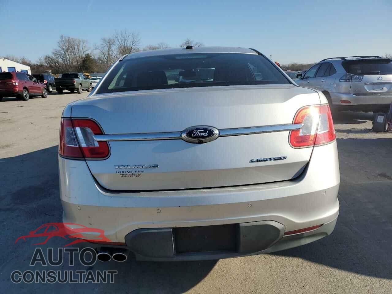 FORD TAURUS 2010 - 1FAHP2FW2AG134514