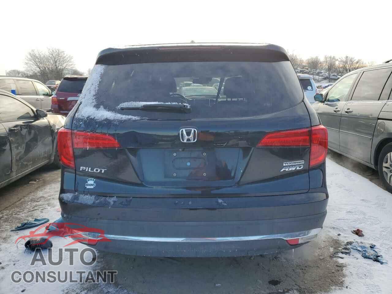 HONDA PILOT 2018 - 5FNYF6H96JB029528
