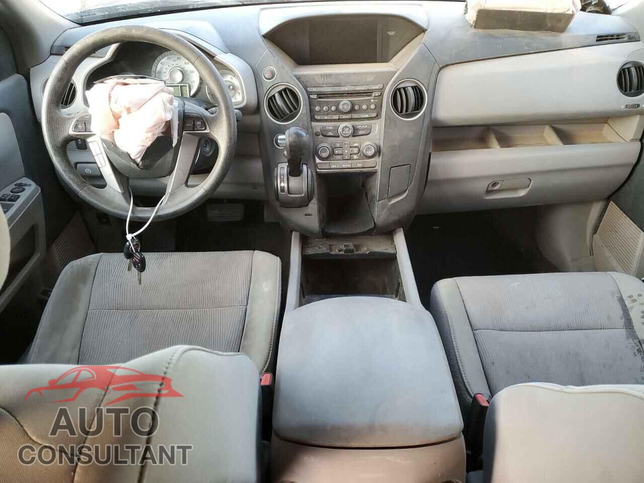 HONDA PILOT 2013 - 5FNYF4H44DB032862