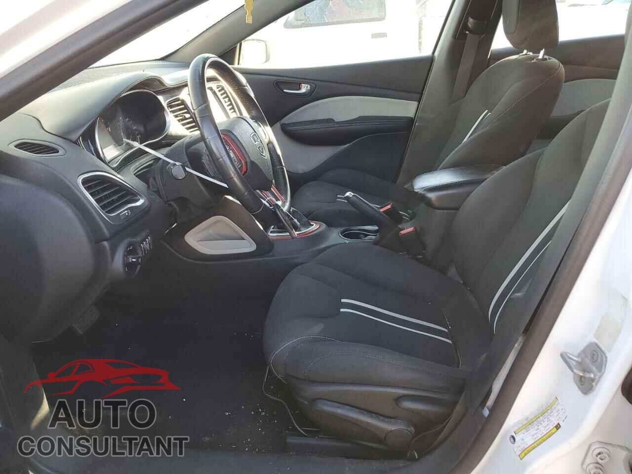 DODGE DART 2013 - 1C3CDFBA6DD118017