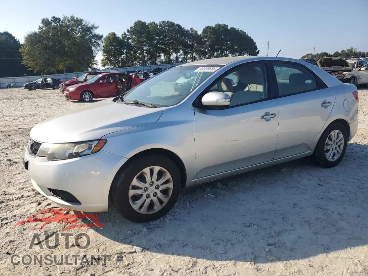 KIA FORTE 2010 - KNAFU4A2XA5859751