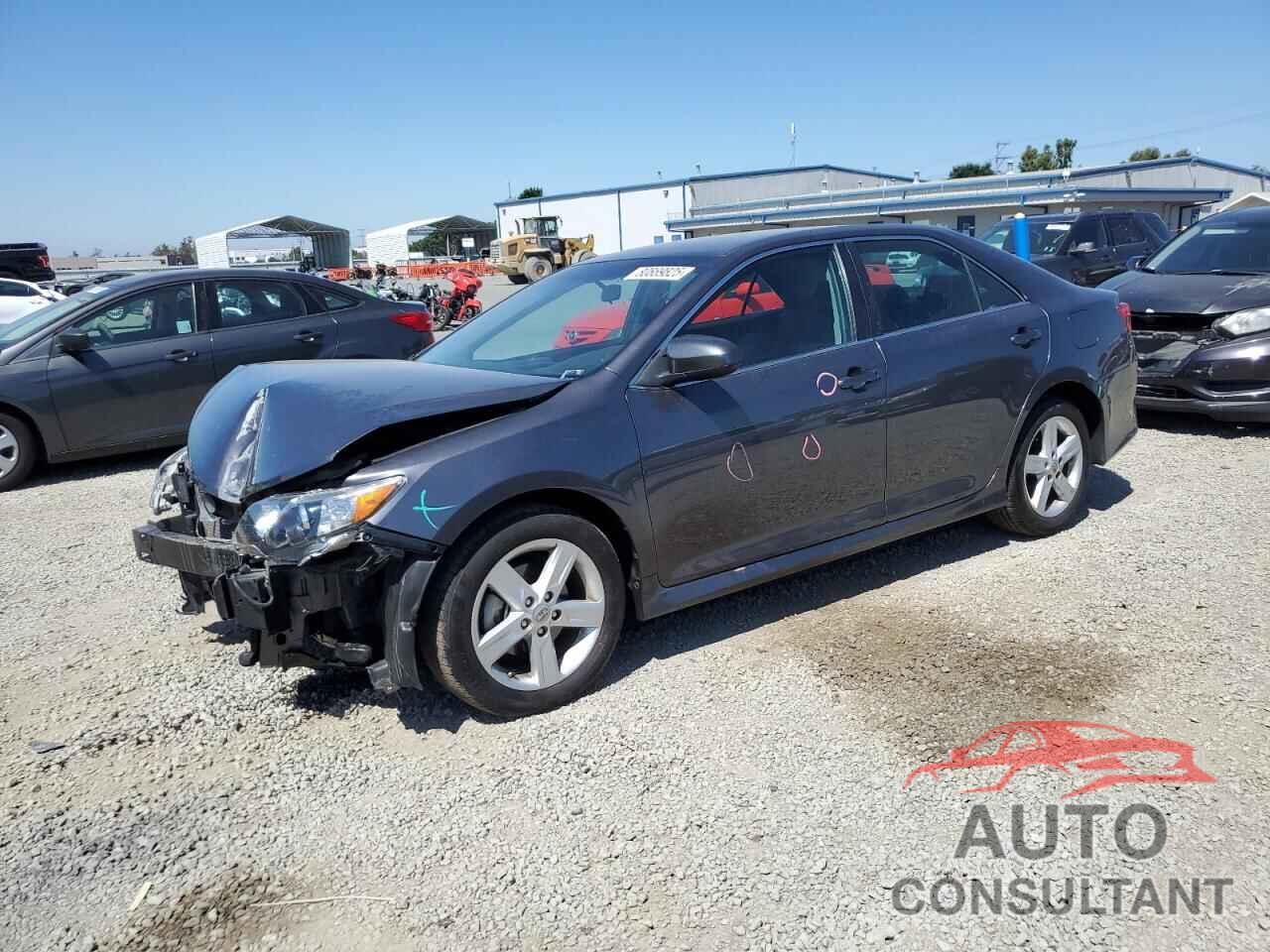 TOYOTA CAMRY 2014 - 4T1BF1FK2EU871712