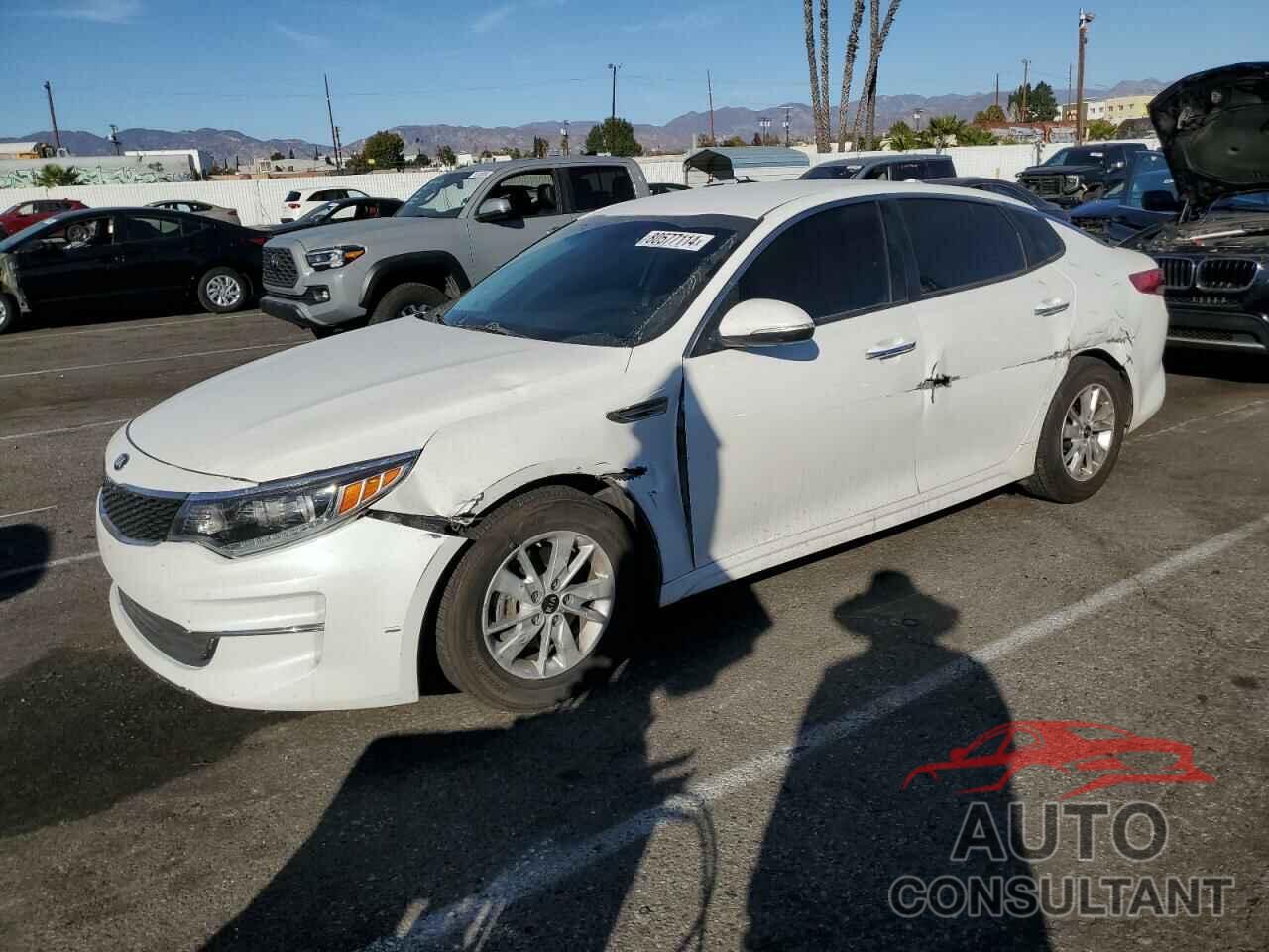 KIA OPTIMA 2018 - 5XXGT4L31JG187185