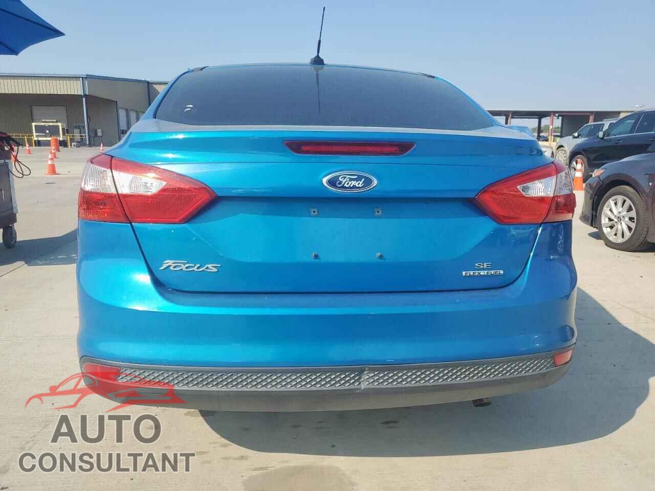 FORD FOCUS 2014 - 1FADP3F27EL122955