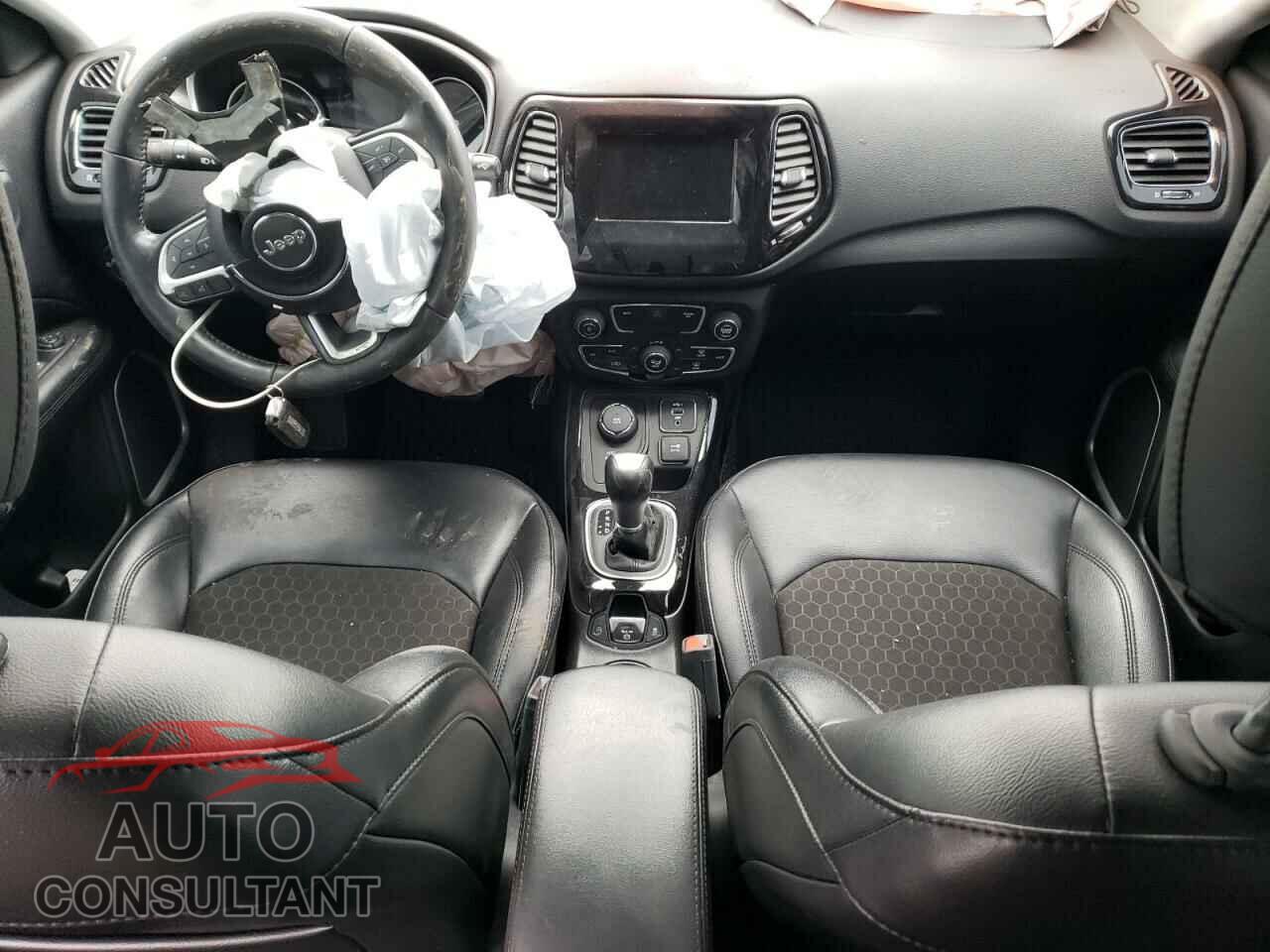 JEEP COMPASS 2020 - 3C4NJDBB8LT165679
