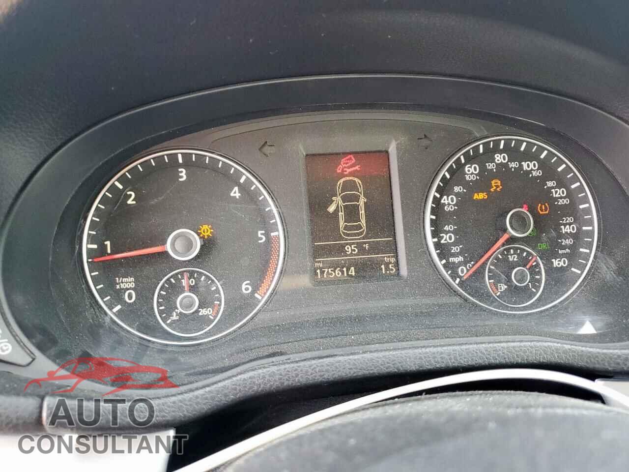 VOLKSWAGEN PASSAT 2013 - 1VWBN7A3XDC101107