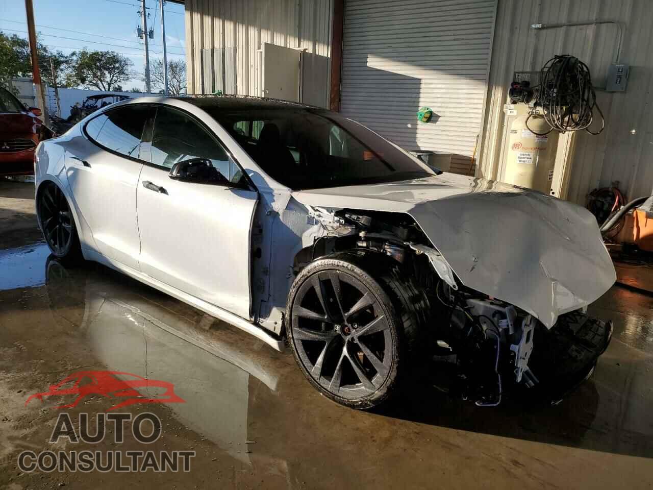 TESLA MODEL S 2021 - 5YJSA1E63MF452511