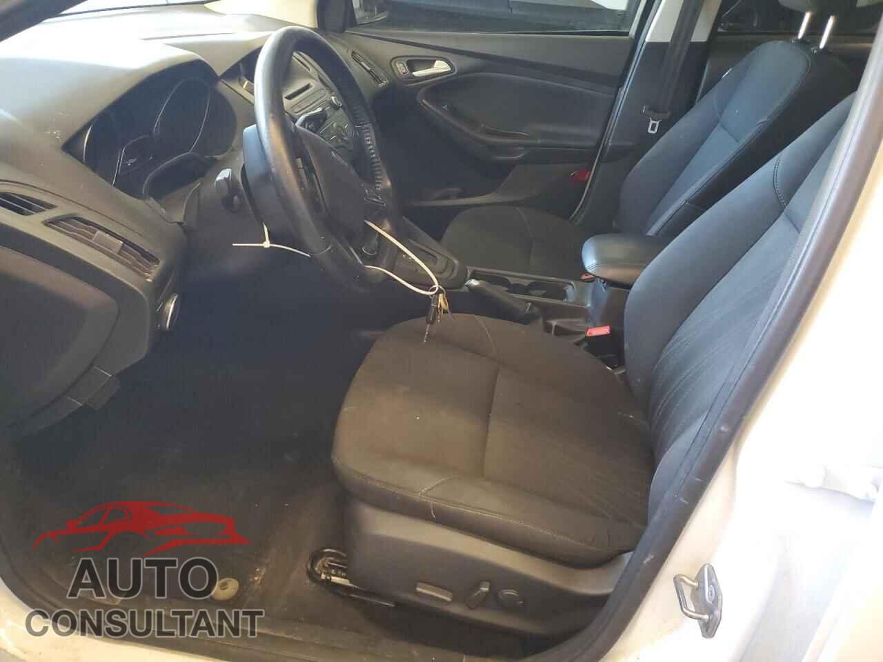 FORD FOCUS 2016 - 1FADP3F27GL211606