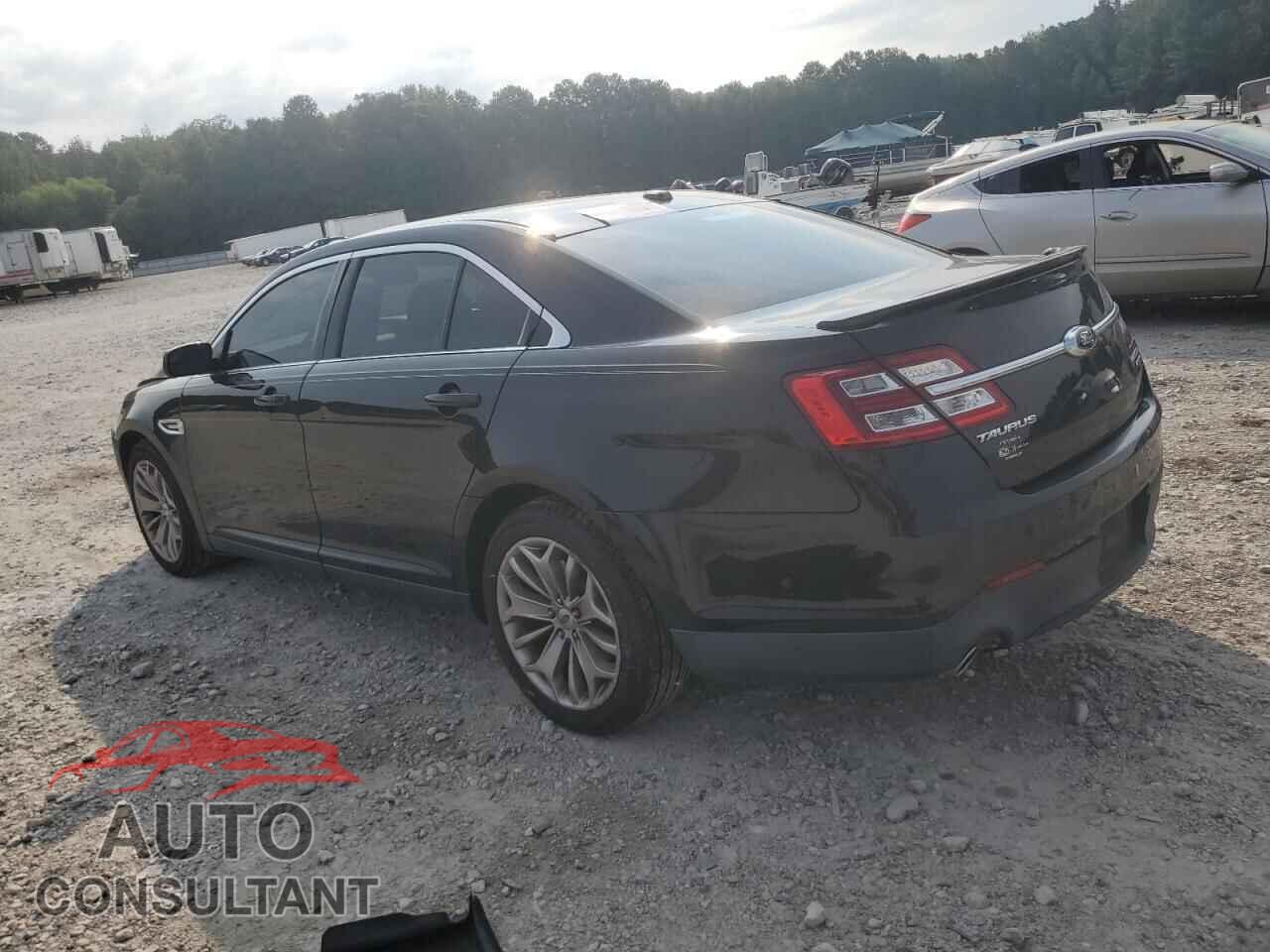 FORD TAURUS 2015 - 1FAHP2F86FG137876