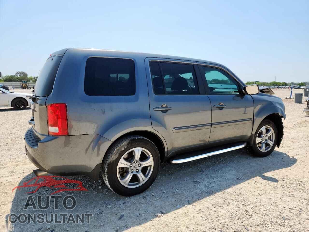 HONDA PILOT 2013 - 5FNYF3H5XDB035705