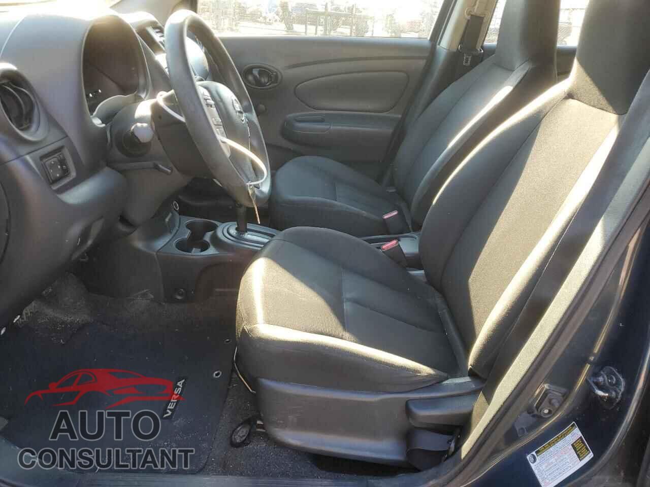 NISSAN VERSA 2017 - 3N1CN7AP4HL831537
