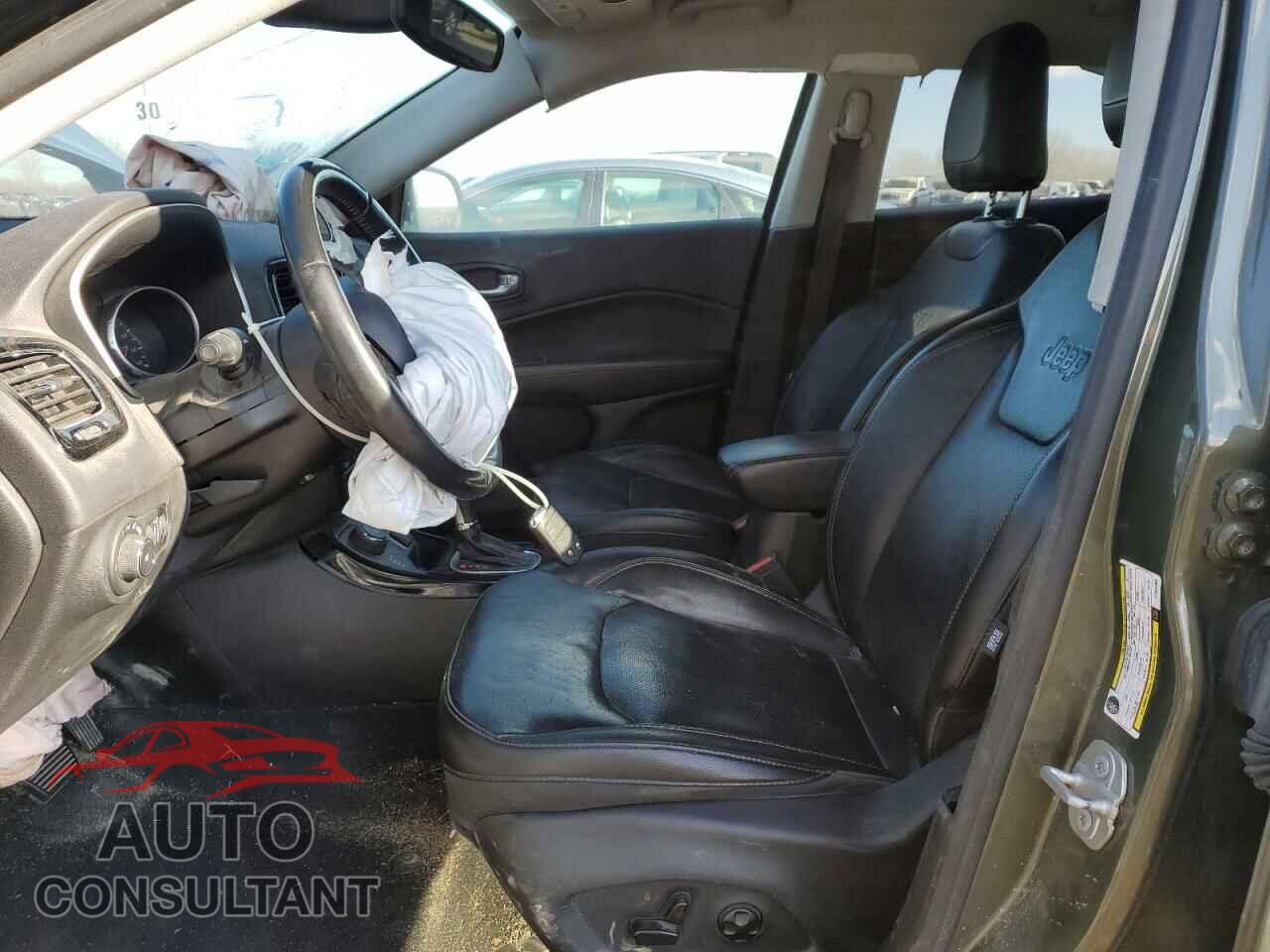 JEEP COMPASS 2018 - 3C4NJDCB8JT354456
