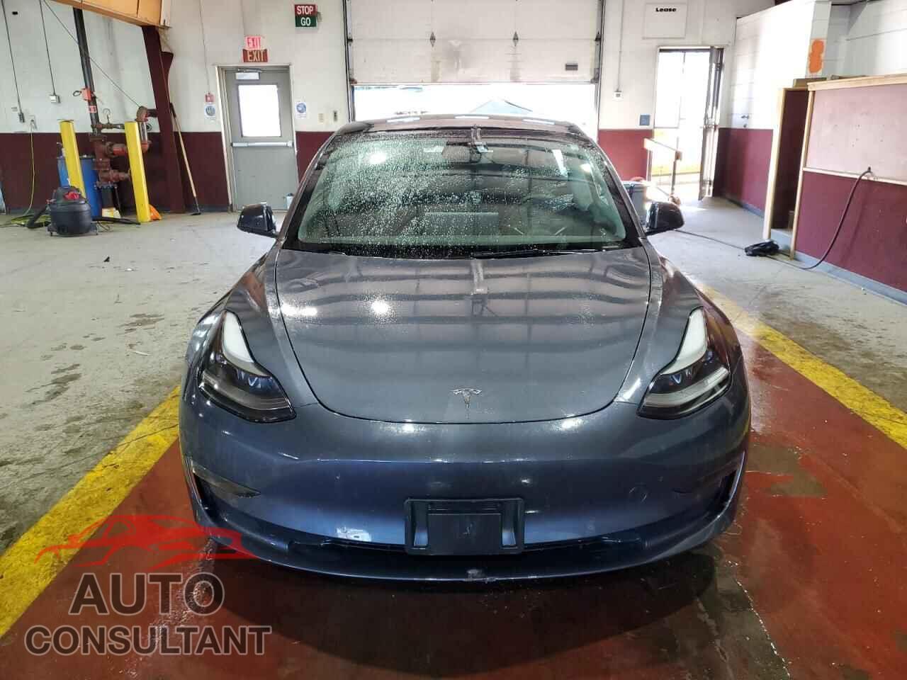 TESLA MODEL 3 2022 - 5YJ3E1EA0NF372145