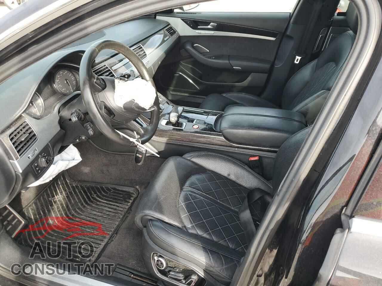AUDI S8 2013 - WAUD2AFD6DN033246