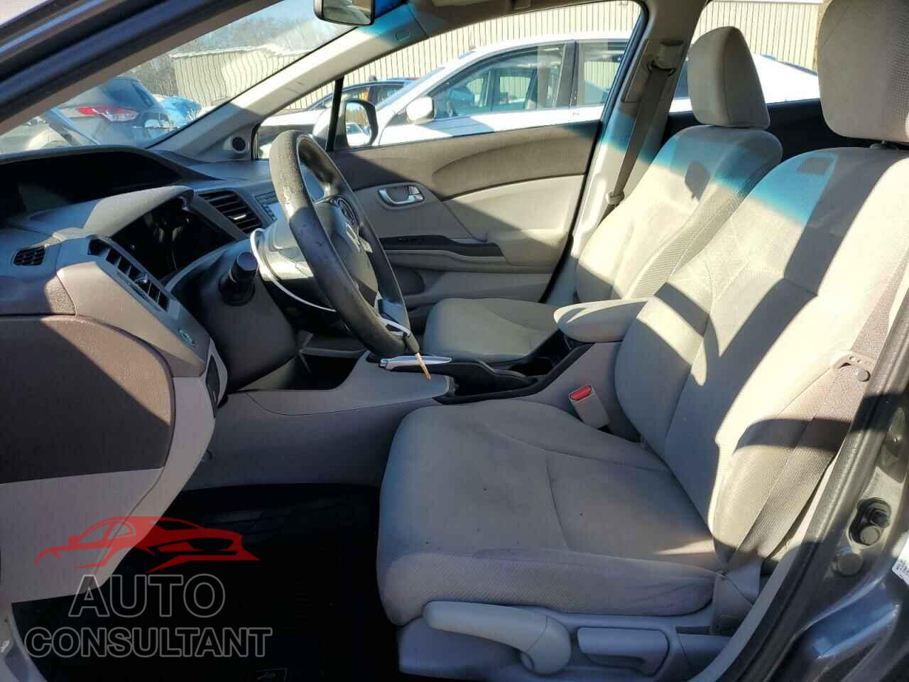 HONDA CIVIC 2012 - 2HGFB2F89CH568973