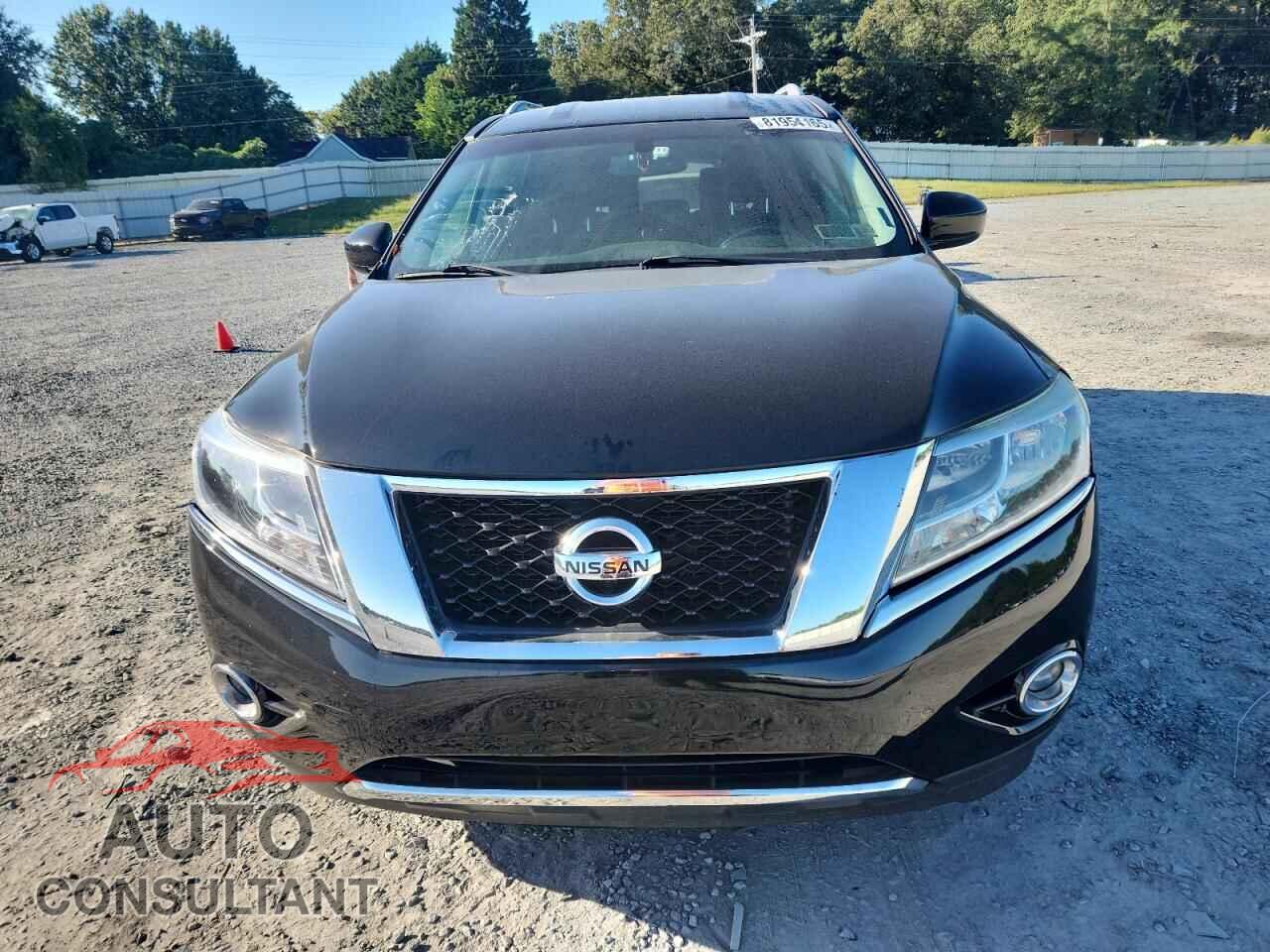 NISSAN PATHFINDER 2015 - 5N1AR2MMXFC657586