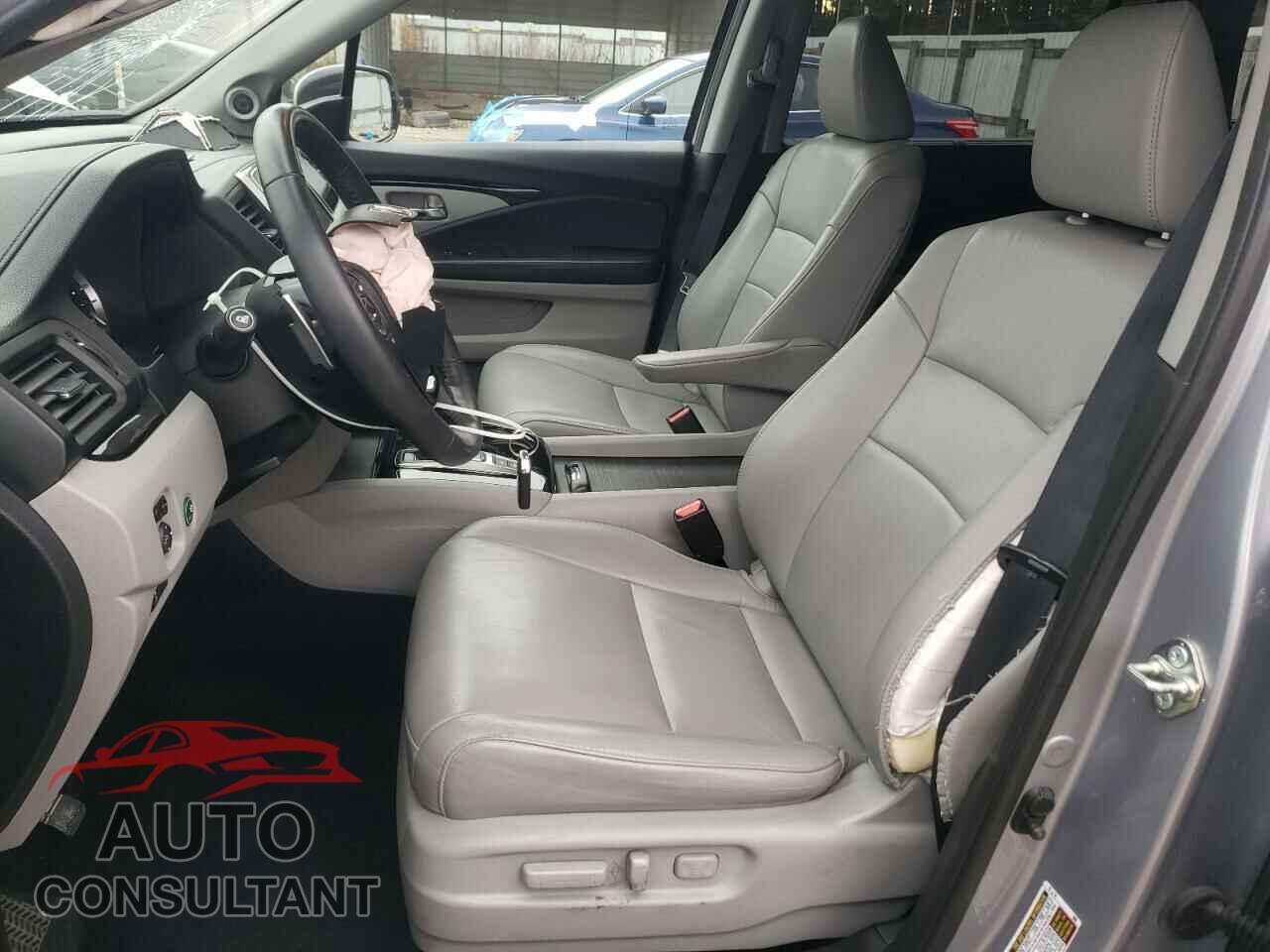 HONDA PILOT 2017 - 5FNYF6H9XHB063675