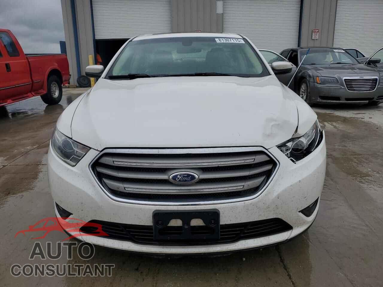 FORD TAURUS 2013 - 1FAHP2E84DG111596