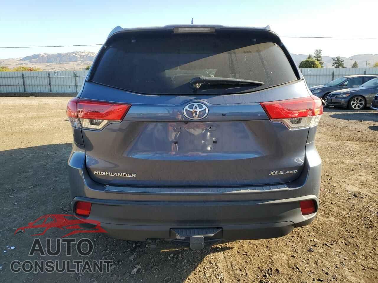 TOYOTA HIGHLANDER 2017 - 5TDJZRFH2HS444792