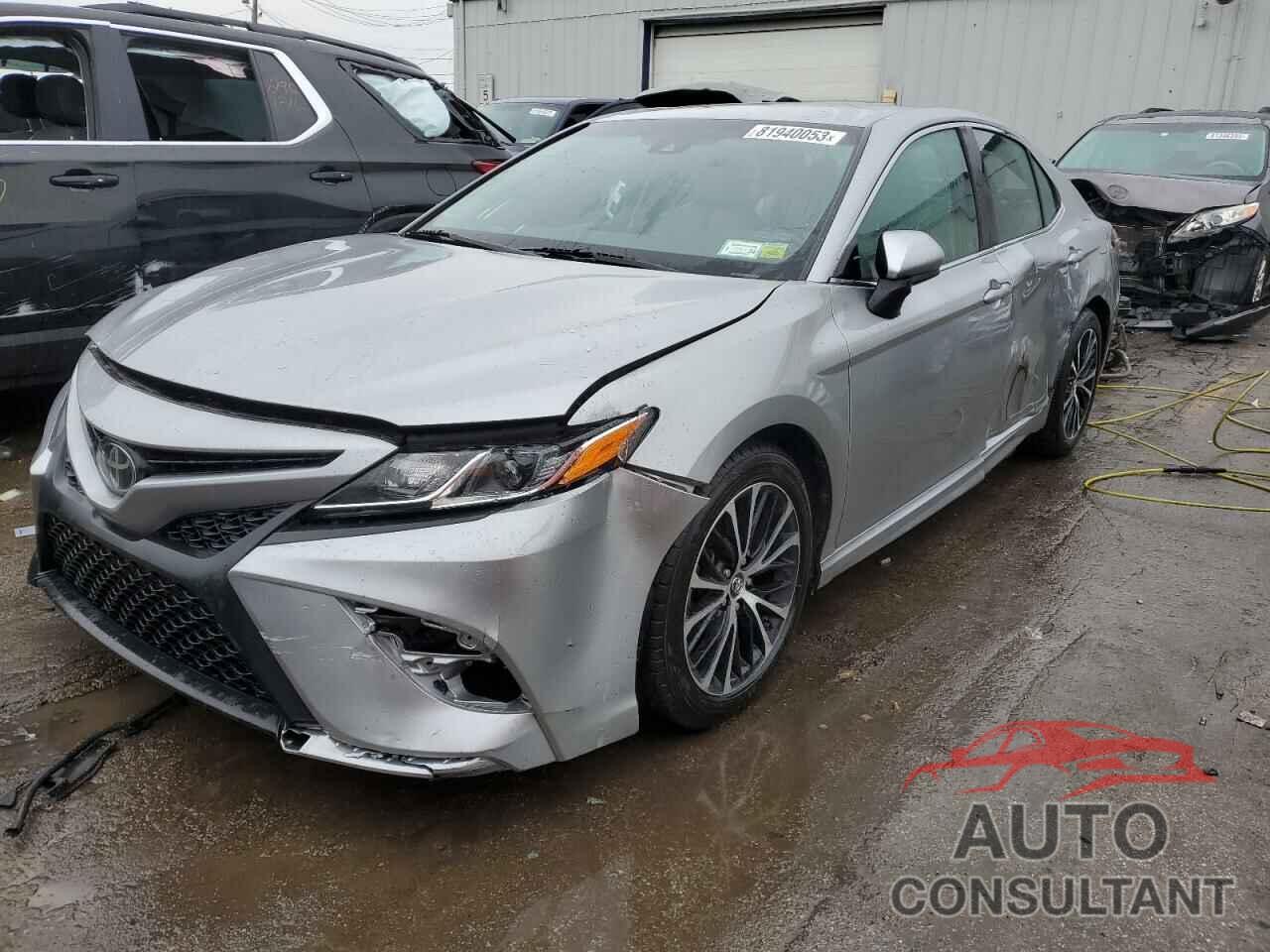 TOYOTA CAMRY 2018 - 4T1B11HK7JU677487