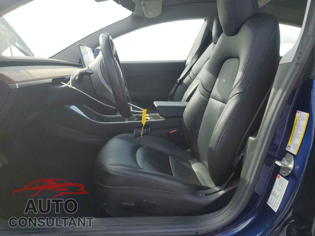 TESLA MODEL 3 2018 - 5YJ3E1EA4JF014556