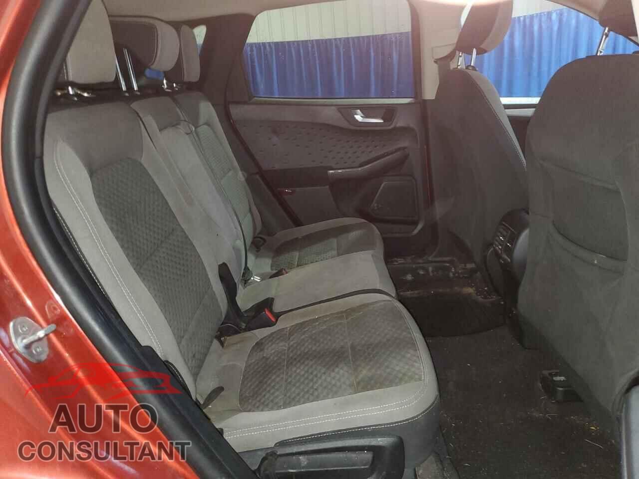 FORD ESCAPE 2020 - 1FMCU0G68LUA29069
