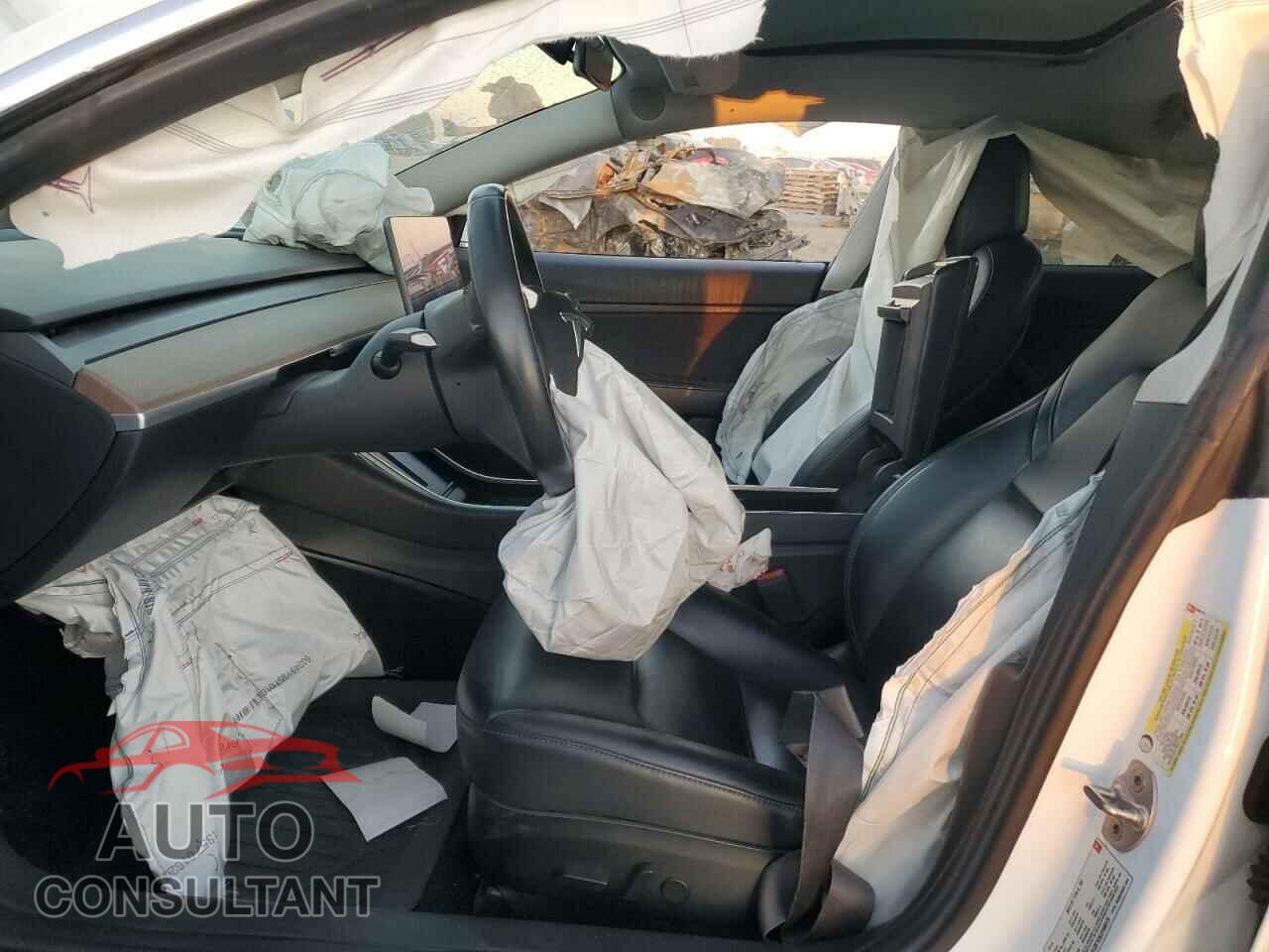 TESLA MODEL 3 2018 - 5YJ3E1EA2JF049175