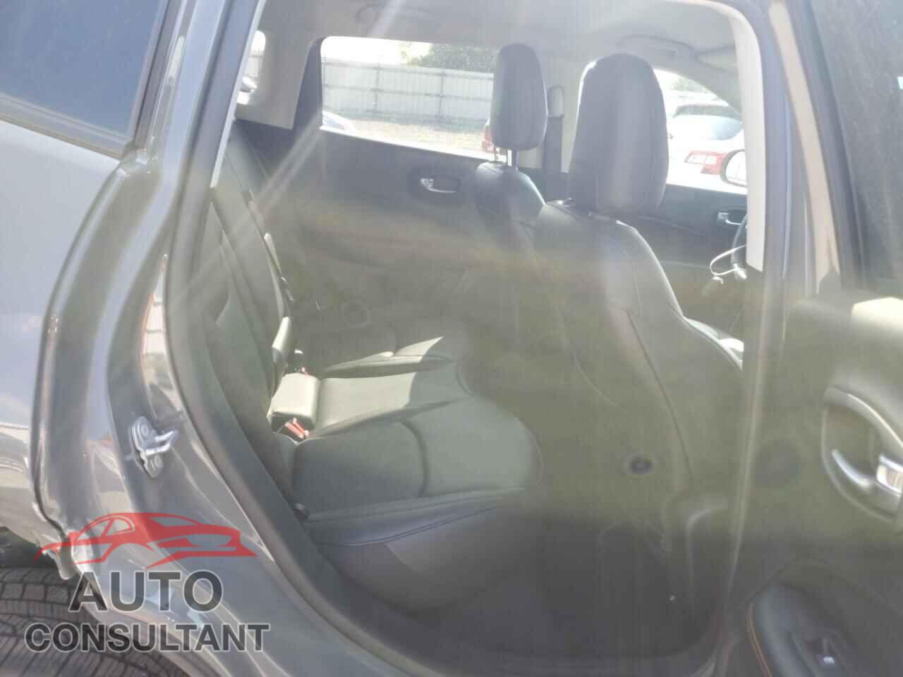 JEEP COMPASS 2021 - 3C4NJDCB4MT554187