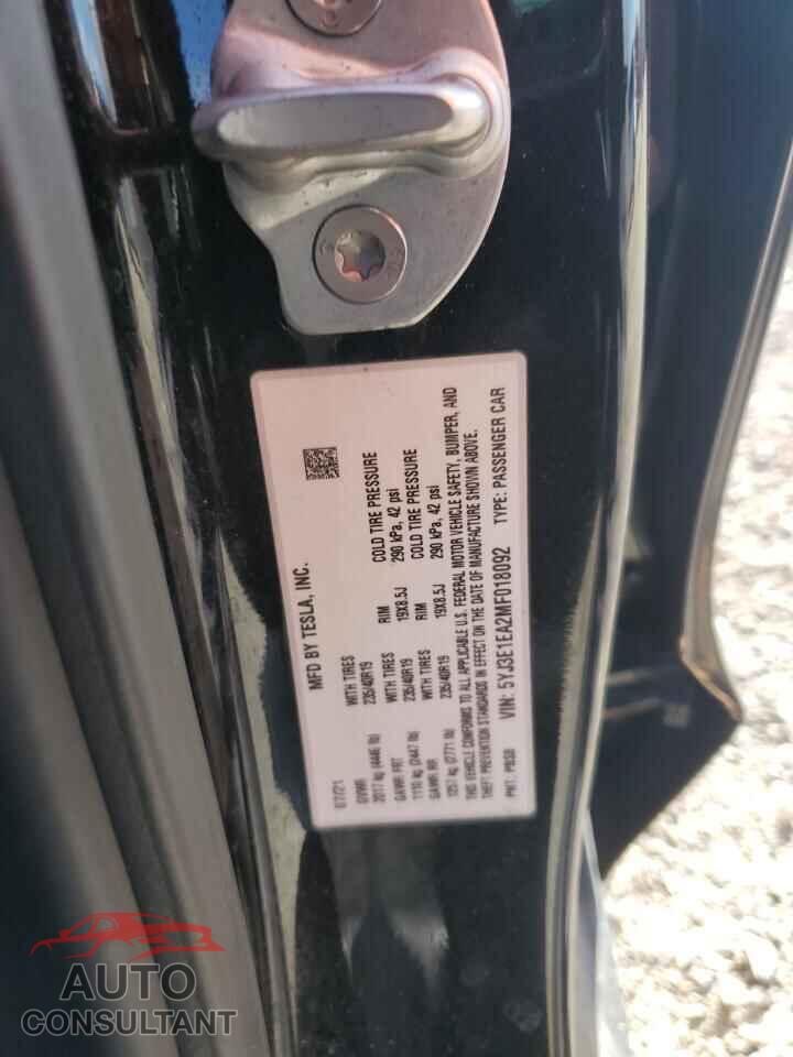 TESLA MODEL 3 2021 - 5YJ3E1EA2MF018092